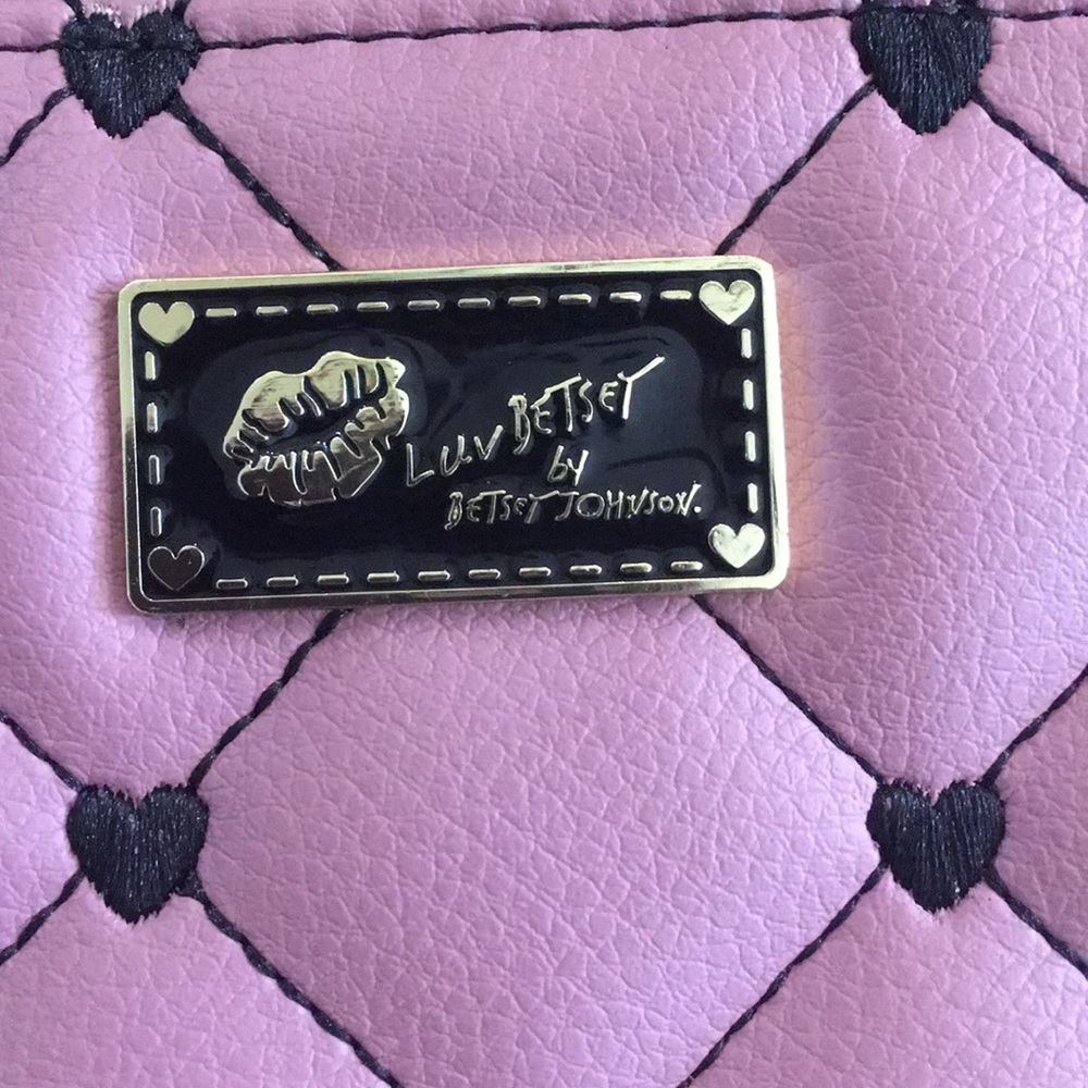 Betsy Johnson pink purse. - Picture 2 of 3